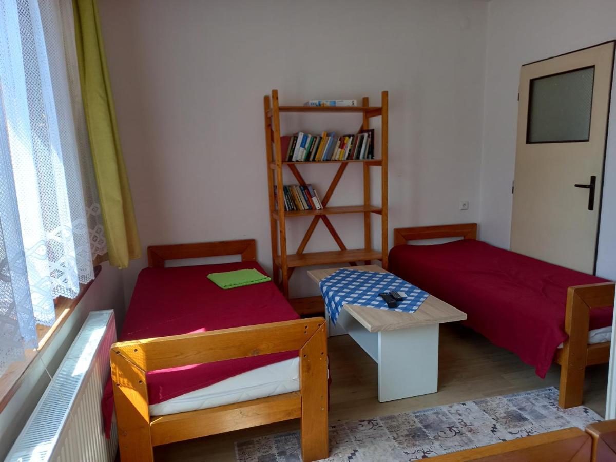 Apartman Na Polesi ديشتني في أورليتسكيخ هوراخ المظهر الخارجي الصورة
