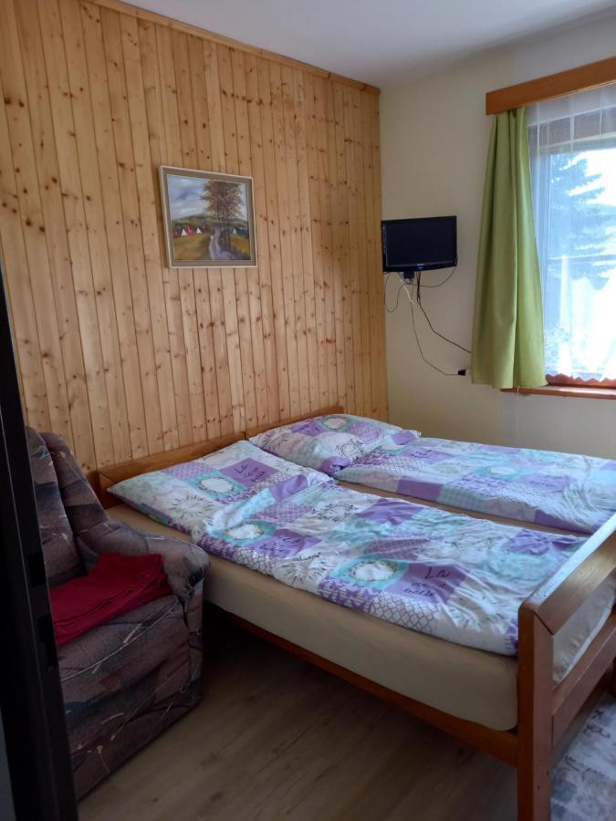Apartman Na Polesi ديشتني في أورليتسكيخ هوراخ المظهر الخارجي الصورة